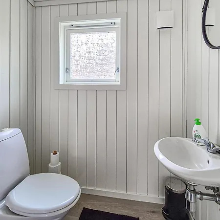 Дом отдыха 2 Bedroom In *